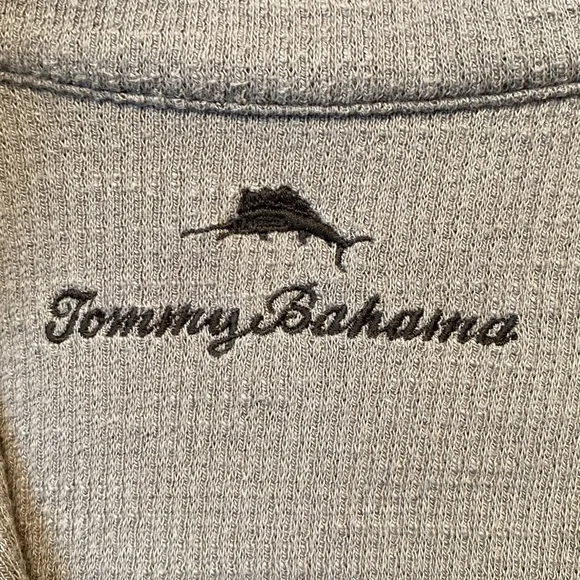 Tommy Bahamas Quarter Zip Pull Over, Size Large